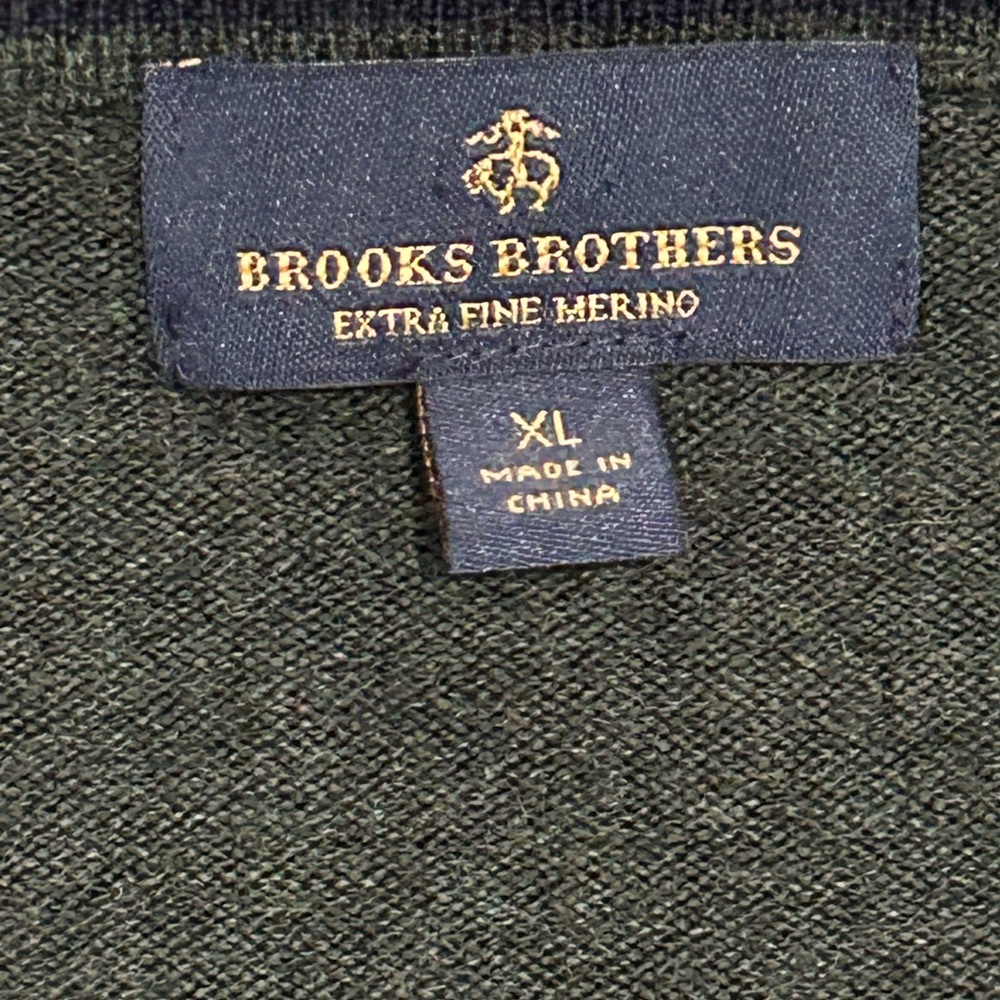 Brooks Brothers Hunter green cashmere sweater - Picture 3 of 3